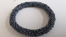 Laden Sie das Bild in den Galerie-Viewer, Beaded Bangle indigenous art gift by North of Fifty Indigenous Boutique Canada