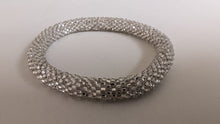Laden Sie das Bild in den Galerie-Viewer, Beaded Bangle indigenous art gift by North of Fifty Indigenous Boutique Canada