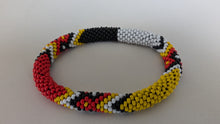 Laden Sie das Bild in den Galerie-Viewer, Beaded Bangle indigenous art gift by North of Fifty Indigenous Boutique Canada
