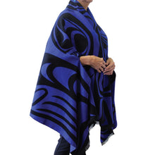 Laden Sie das Bild in den Galerie-Viewer, "Spirit Wolf" Reversible Fashion Cape - Royal Blue. design by Indigenous Artist Paul Windsor - North of Fifty Indigenous Boutique