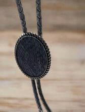 Laden Sie das Bild in den Galerie-Viewer, salmon leather bolo namgis artist North of Fifty 50
