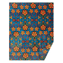 Laden Sie das Bild in den Galerie-Viewer, Prairie Beadwork Premium Fleece Blanket, artwork by Justine Proulx, Metis