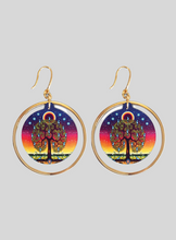 Laden Sie das Bild in den Galerie-Viewer, "Tree of Life" vegan earrings, artwork by Native artist, James Jacko - North of Fifty Indigenous Boutique