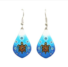 Laden Sie das Bild in den Galerie-Viewer, Native Artist Jack Jacko, Indigenous Art, Medicine Turtle, Earrings