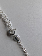 Laden Sie das Bild in den Galerie-Viewer, sterling silver I am Metis Michif Niiya necklace