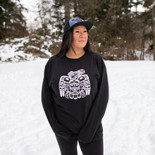 Charger l'image dans la galerie, Raven long sleeve cotton T-shirt by Corey Bulpitt, Unisex - North of Fifty Indigenous Boutique