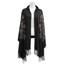 Laden Sie das Bild in den Galerie-Viewer, Métis artist, indigenous art, Native American art, dot art shawl