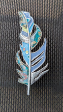 Load image into Gallery viewer, Alloy Broach with beautiful feather design - North of Fifty Indigenous Boutique
