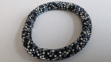 Charger l&#39;image dans la galerie, Beaded Bangle
