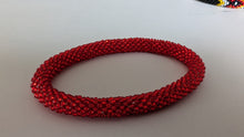 Charger l&#39;image dans la galerie, Beaded Bangle
