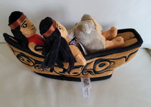 Laden Sie das Bild in den Galerie-Viewer, 12&quot; Culture Canoe with 3 finger puppets, Bill Helin design
