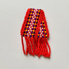 Laden Sie das Bild in den Galerie-Viewer, Metis sash pin beaded Indigenous art
