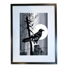Laden Sie das Bild in den Galerie-Viewer, Full Moon Raven indigenous wall art by Diane Levesque Canada
