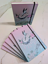 Laden Sie das Bild in den Galerie-Viewer, Hummingbird Journal by Deanna Samuel
