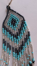 Laden Sie das Bild in den Galerie-Viewer, Close up beaded earring North of 50 Fifty
