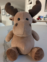 Charger l&#39;image dans la galerie, Mini Moose plush animal
