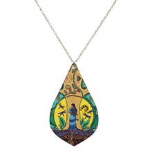 Laden Sie das Bild in den Galerie-Viewer, Strong Earth Woman Necklace, Metis artist Leah Dorion
