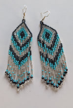 Laden Sie das Bild in den Galerie-Viewer, Teal and silver earrings hand made beaded North of fifty Metis
