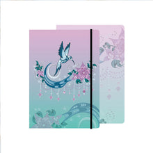 Laden Sie das Bild in den Galerie-Viewer, Hummingbird artwork by Deanne Samuel - 192 page Journal -
