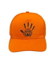 Laden Sie das Bild in den Galerie-Viewer, Gitxsan Hand Baseball Cap - North of Fifty Indigenous Boutique
