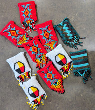 Charger l'image dans la galerie, Hand beaded Amulet Necklace in Teals and Browns
