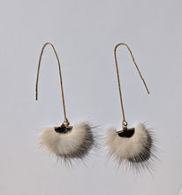 Charger l&#39;image dans la galerie, Real Mink Earrings by Namgis artist Jonathan Whonnock - beige - North of Fifty Indigenous Boutique

