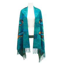 Laden Sie das Bild in den Galerie-Viewer, Friends art shawl by Maxine Noel First Nations Art 
