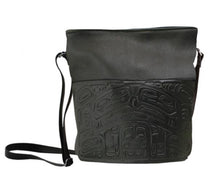 Laden Sie das Bild in den Galerie-Viewer, Embossed Black Leather Bear Box Handbag with design by Tlingit artist, Clifton Fred
