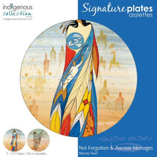 Laden Sie das Bild in den Galerie-Viewer, Set of two&quot; Dessert plates featuring the artwork of artist Maxine Noel
